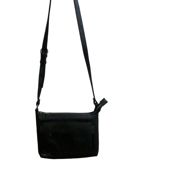 Universal Thread Black Crossbody Bag Adjustable Strap Front Pocket Zip Closure - Picture 4 of 13